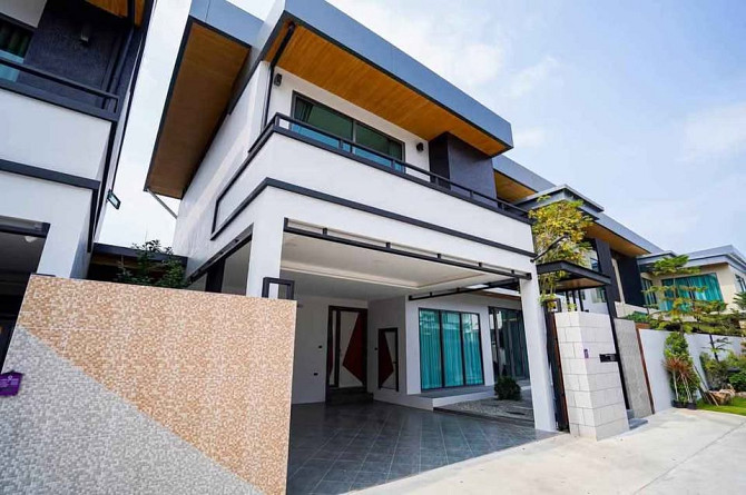 6 Bedrooms, 7 Bathrooms - Houses Pattaya - photo 3