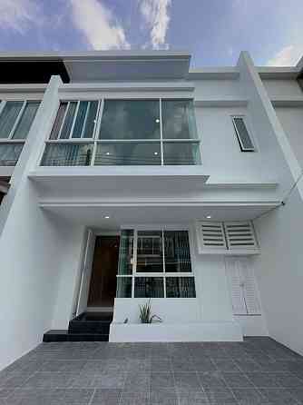 3 Bedrooms, 3 Bathrooms ภูเก็ต