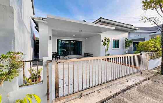 4 Bedrooms, 3 Bathrooms -House Пхукет
