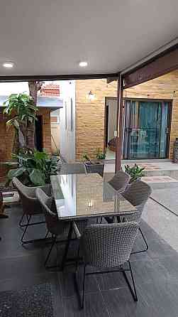 Apartmen Bedroom: 1 And Bathrooms: 1 Phuket