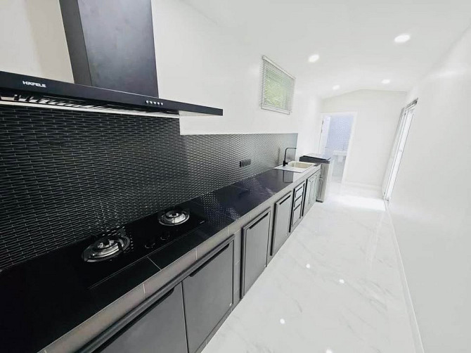 5 Beds 6 Baths - House Pattaya - photo 9