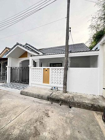2 Bedroom 1 Bathroom House Phuket - photo 3