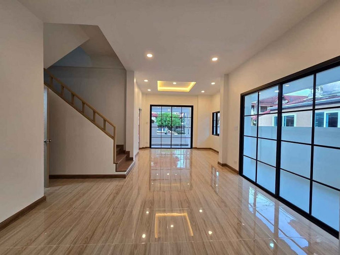 4 Bedroom 2 Bathroom House Phuket - photo 4