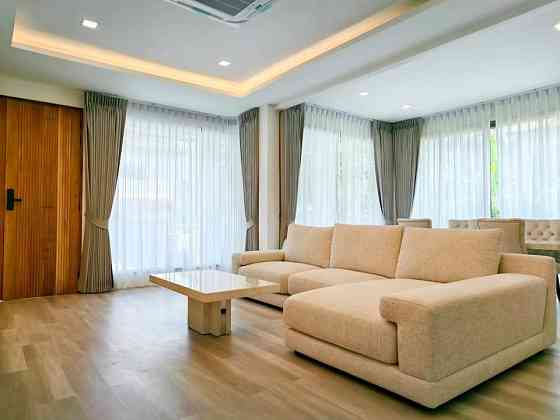 3 beds 4 baths House Phuket