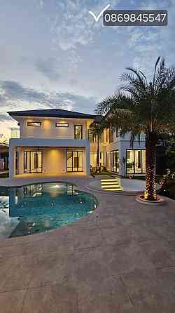 4 Beds 5 Baths - House Phuket