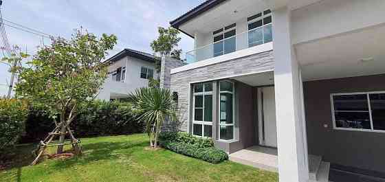 4 Bedroom 5 Bathroom House Phuket