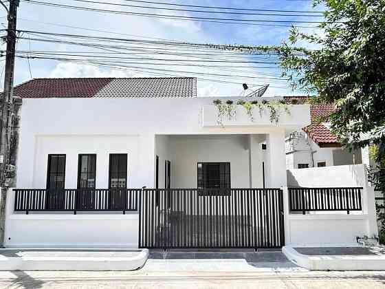 3 Bedroom, 2 Bathroom House Phuket