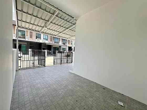 3 Bedroom 2 Bathroom House Phuket