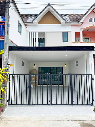 3-bedroom, 2-bathroom house Phuket - photo 1