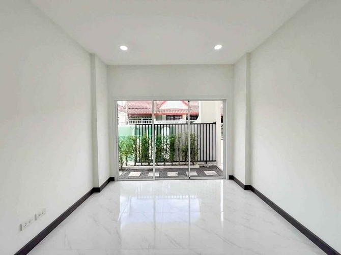 3 Bedroom, 2 Bathroom House Phuket - photo 12