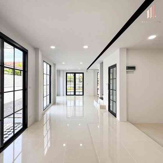 3 Bedroom 2 Bathroom House Phuket