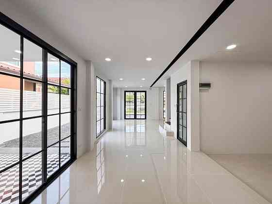 3 Bedroom 2 Bathroom House Phuket
