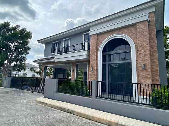 4 Bedroom 4 Bathroom House Phuket