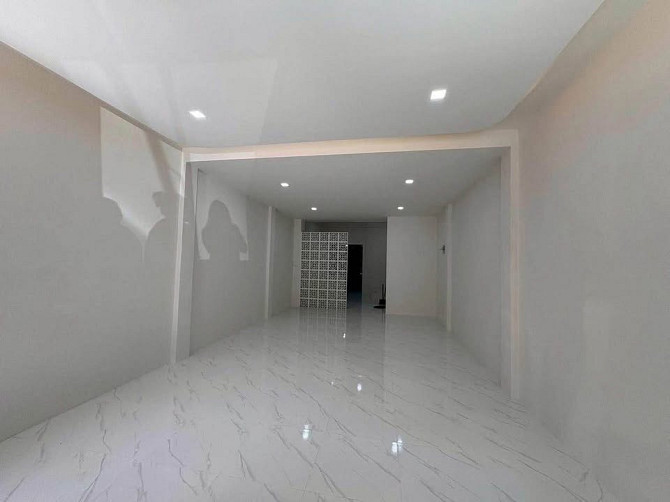 3 Bedroom, 2 Bathroom House Phuket - photo 4