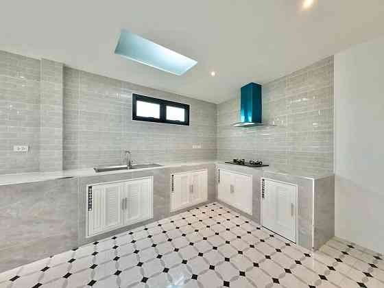 3 Bedroom 3 Bathroom House Phuket