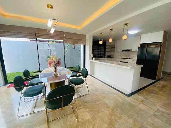 4 Beds 4 Baths - House Phuket