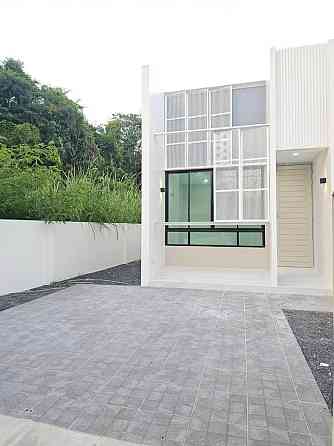 2 Bedroom 2 Bathroom House Phuket