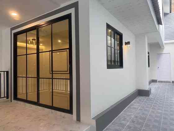 4 Bedroom, 3 Bathroom House Phuket