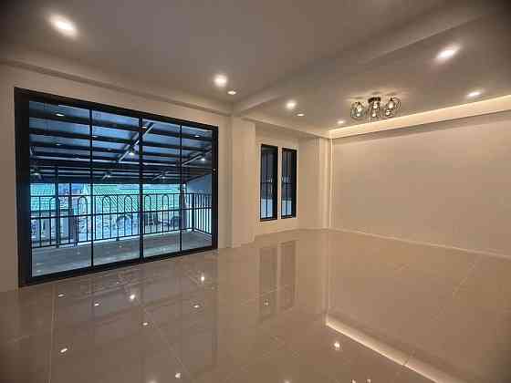 4 Bedroom, 3 Bathroom House Phuket