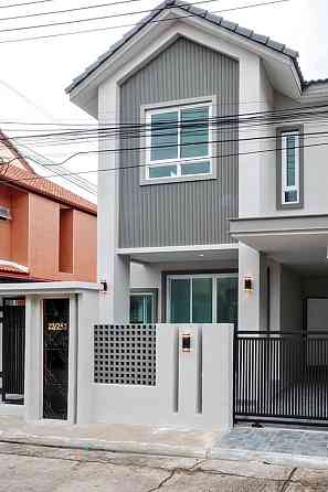 3 Bedroom, 2 Bathroom House Phuket