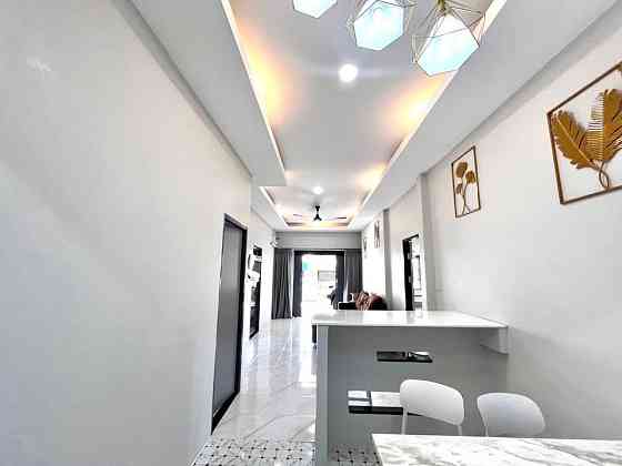 3-bedroom, 4-bathroom house Phuket