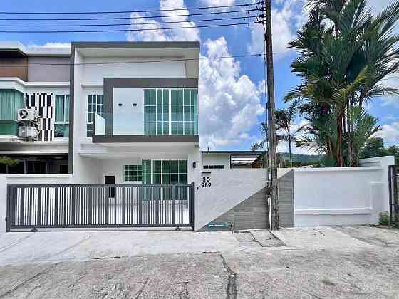 3 Bedroom 2 Bathroom House Phuket