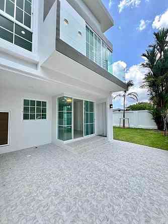 3 Bedroom 2 Bathroom House Phuket