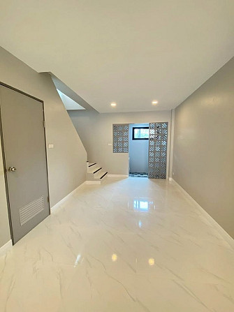 2-bedroom, 2-bathroom townhouse Phuket - photo 6