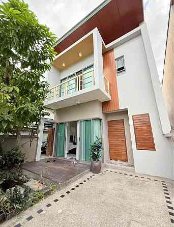 3 Bedroom, 3 Bathroom House Phuket