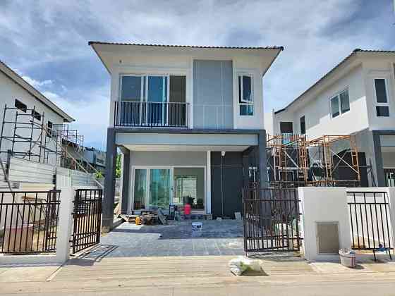 3 Bedroom 3 Bathroom House Phuket