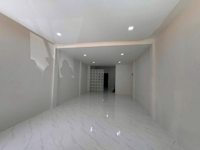 Three-bedroom, two-bathroom townhouse Phuket - photo 15