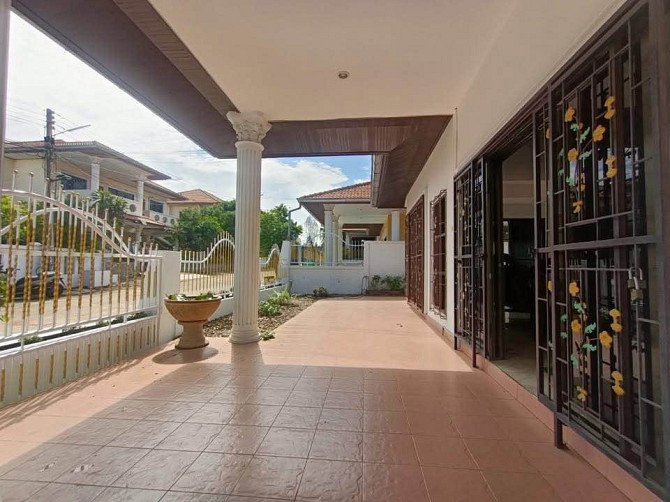 2 Bedroom, 2 Bathroom House Pattaya - photo 11