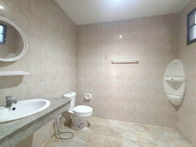 2 Bedroom, 2 Bathroom House Pattaya - photo 9
