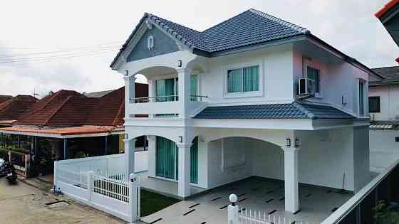 4 Bedroom 3 Bathroom House Pattaya
