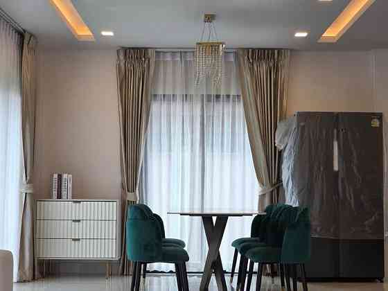 4 Bedroom 3 Bathroom House Pattaya