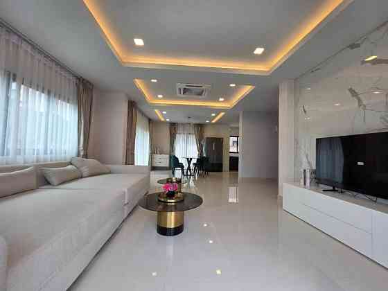 4 Bedroom 3 Bathroom House Pattaya