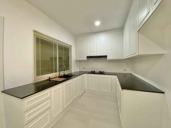 4 Bedroom 3 Bathroom House Pattaya - photo 20