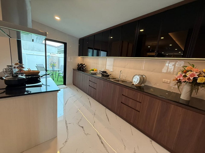 3-bedroom, 3-bathroom house Pattaya - photo 17