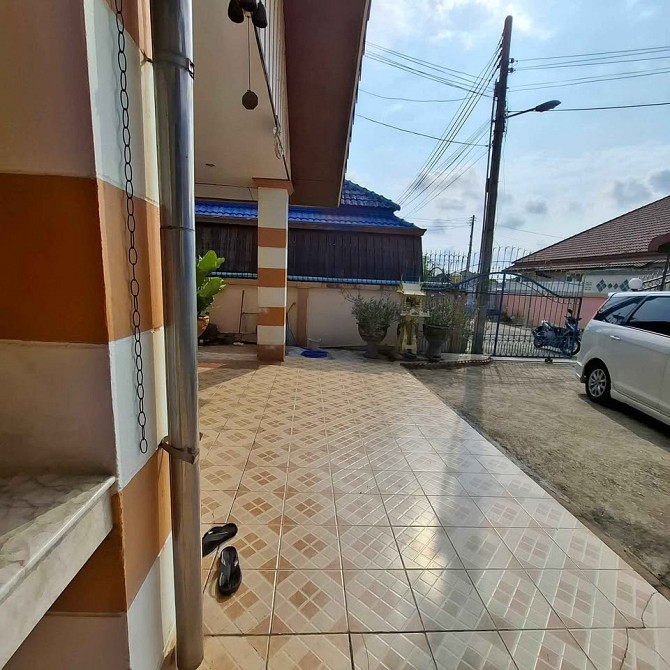 4 Bedroom, 3 Bathroom House Pattaya - photo 3
