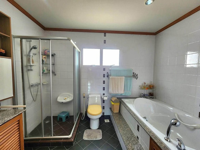 3 Bedroom, 4 Bathroom House Pattaya - photo 18