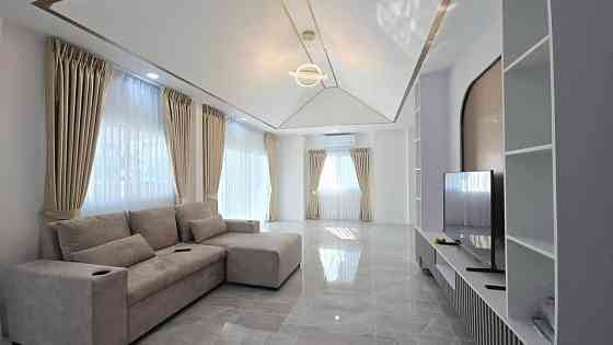 3 Bedroom, 4 Bathroom House Pattaya