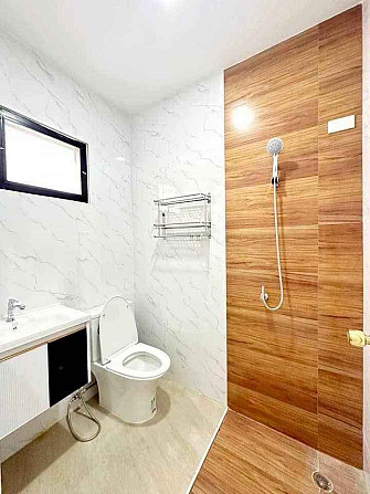 2 Bedroom, 2 Bathroom House Pattaya - photo 9
