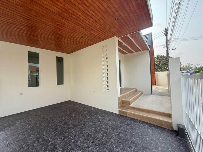 3 Bedroom, 2 Bathroom House Pattaya - photo 4