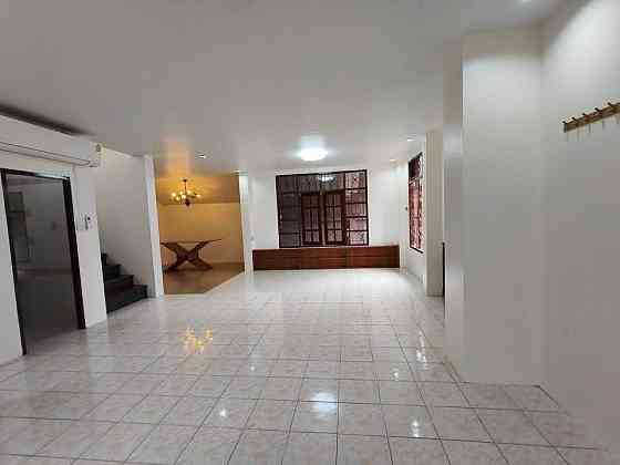 4 Bedroom, 3 Bathroom House Pattaya