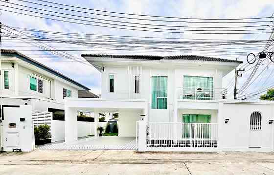 3 Bedroom, 2 Bathroom House Pattaya