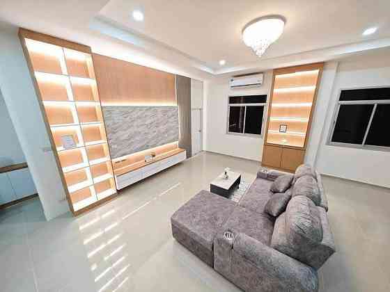 4 Bedroom, 2 Bathroom House Pattaya