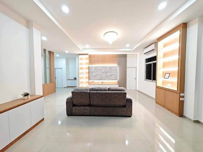 4 Bedroom, 2 Bathroom House Pattaya - photo 6