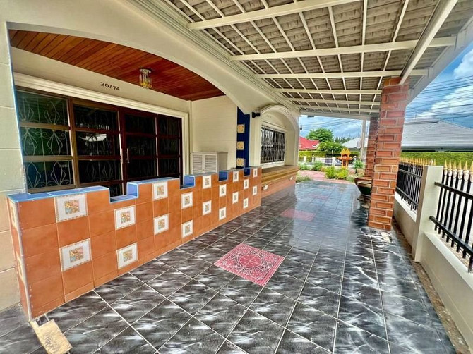 4 Beds 3 Baths House Pattaya - photo 1