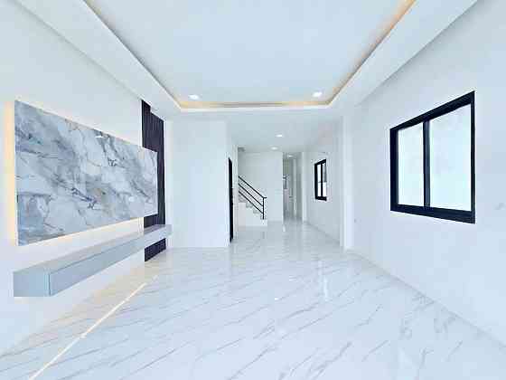 3 Bedrooms 3 Bathrooms - Townhouse Pattaya