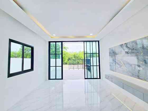 3 Bedrooms 3 Bathrooms - Townhouse Pattaya